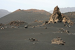 Die vulkanische Landschaft der Chã das Caldeiras auf Fogo (Cabo Verde)